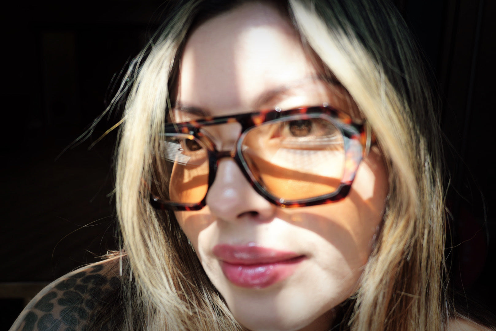Verona Geometric Sunglasses – Tortoiseshell Frame | UV Protection | Bold Statement